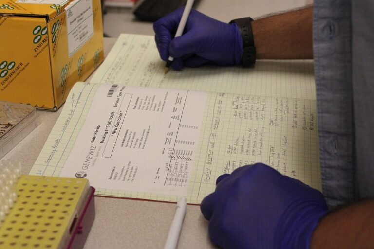 Notion vs Airtable for Academic Research (2026): Which One Fits Your Lab or Thesis?